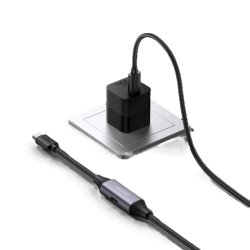 Един кабел решава всичко, без нужда от допълнителни адаптери. Поддържай пространството си за срещи чисто и подредено!