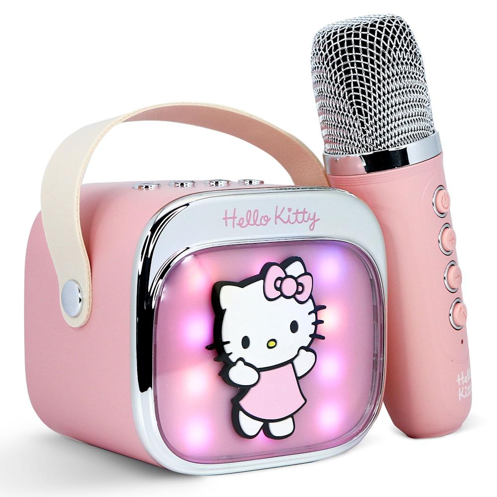 Безжичен караоке комплект Hello Kitty. Свързва се чрез Bluetooth с всички устройства и включва високоговорител и микрофон с HD качество на звука!