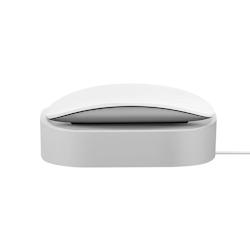 UNIQ Nova превръща зареждането на Apple Magic Mouse в стилно и практично изживяване, съчетавайки магнитна станция за зареждане и съхранение в минималистичен дизайн, който подобрява работното ти място!
