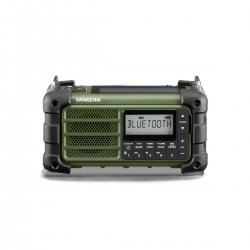 Преносимо радио, оборудвано с фенерче, слънчев панел и динамо генератор с ръчна манивела!