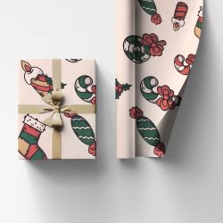 Придай на подаръците си допълнителен блясък! Опаковъчната хартия Sentio превръща всяка опаковка в празничен акцент, като предоставя елегантност и коледна магия!