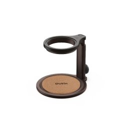 Тази стойка е проектирана да работи с широка гама оборудване за кафе, включително преносими еспресо машини, осигурявайки стабилно и безконтактно приготвяне на кафе при различни методи!