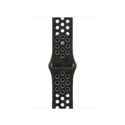 Каишката Nike Sport Band е здрава и устойчива, но същевременно изненадващо мека! Подходяща за китка 130–180mm.